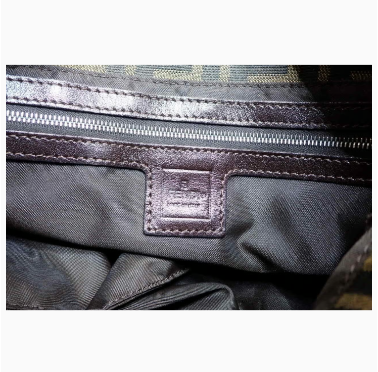 FENDI MAMA BAGUETTE